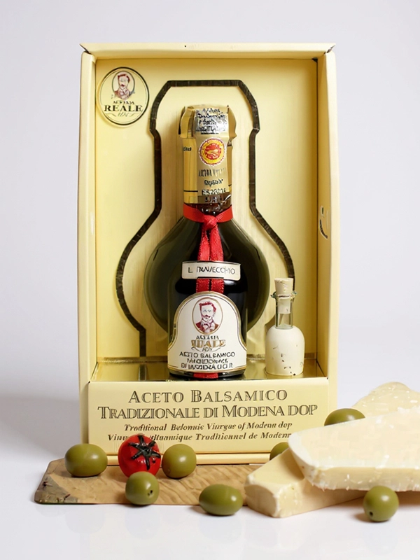 Vinaigre balsamique de Modène DOP 30 ans Acetaia Reale - Leonardi 100 ml en bouteille.