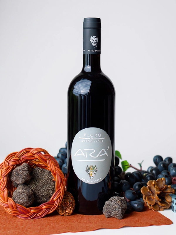 Vin rouge DOC Eloro Ara 2016 Felice Modica 75 cl en bouteille, Sicile orientale.